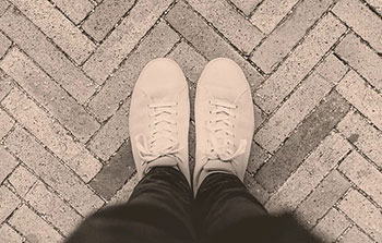 back-pain-how-shoes-affect-your-spine.jpg